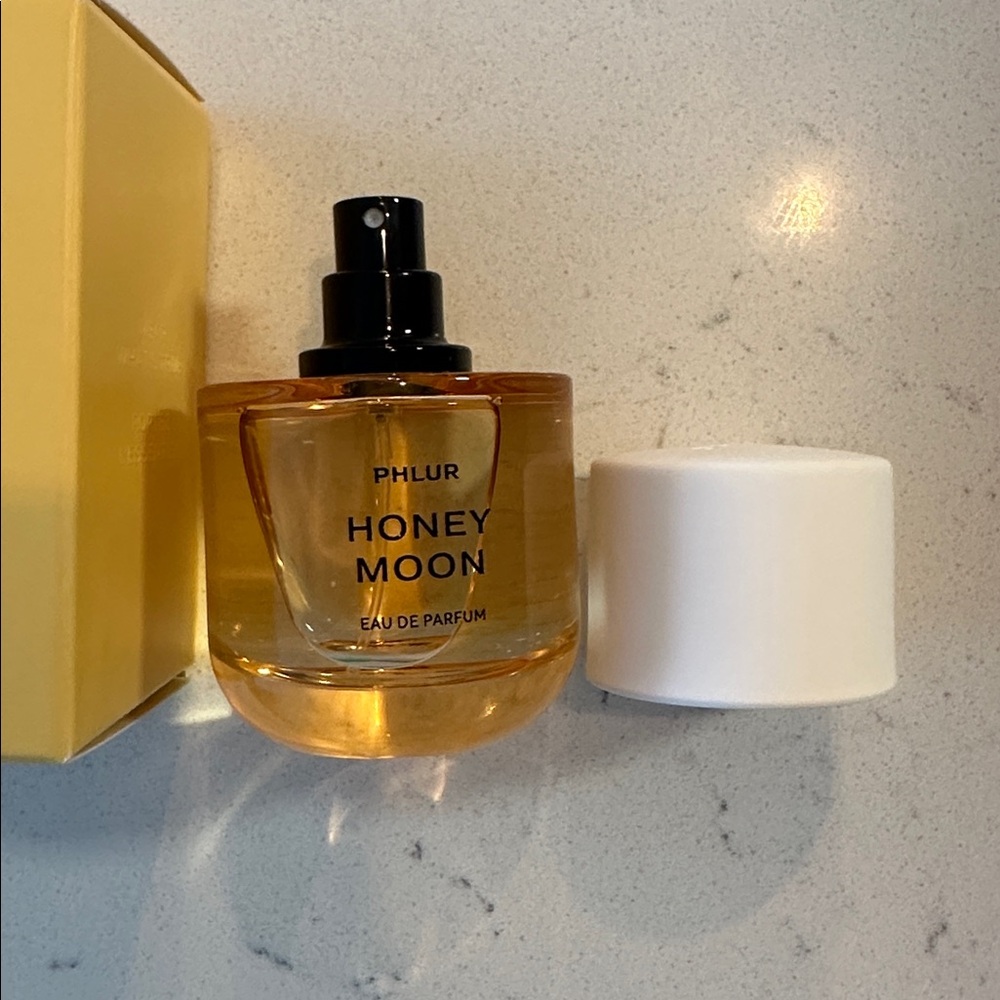PHLUR Honey Moon Eau de Parfum - 1.7 oz./ 50 ML - Picture 2 of 6